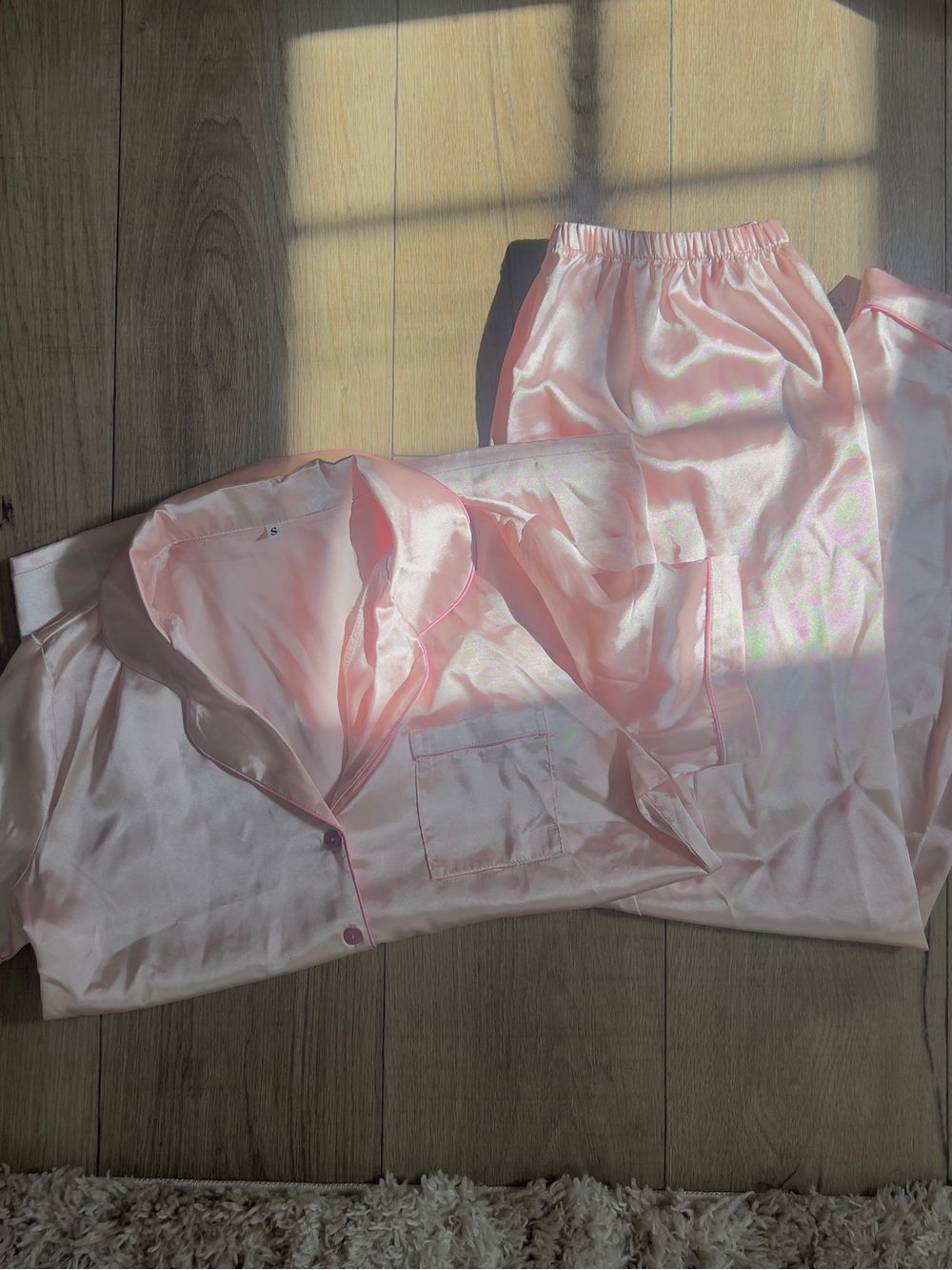 Source Unknown Light Pink Satin Pajama Set